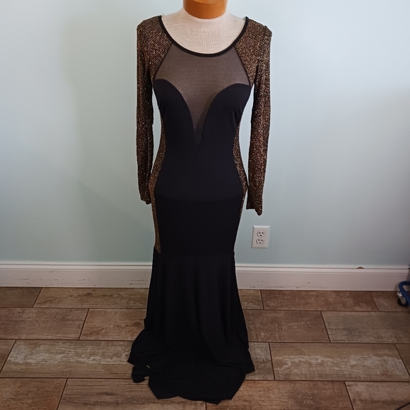 Size Small/ Medium Women’s Formal Sheet Dress Mermaid Prom Gold Black Sparkly - Picture 2 of 8